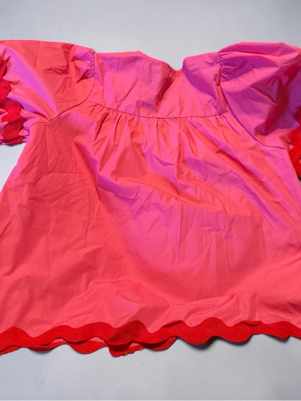 Entro (boutique brand) size small pink with red ric rac detailing - Picture 4 of 5